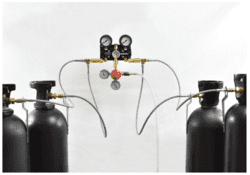 4 co2 flasker med omskifter